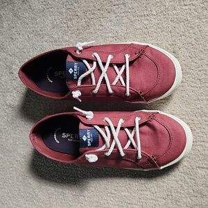 Buegundy Sperry Top Sider size 8